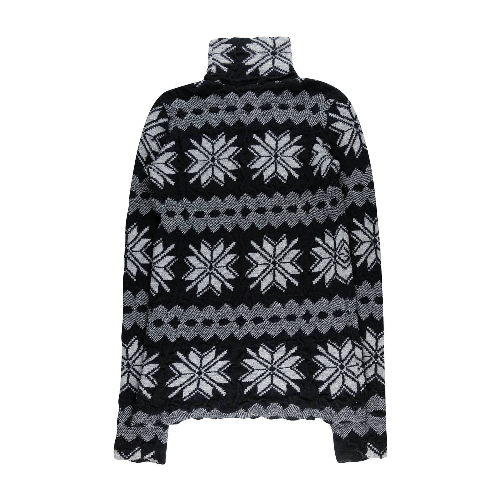 'Closer' Oversized Snowflake Sweater - Image 3