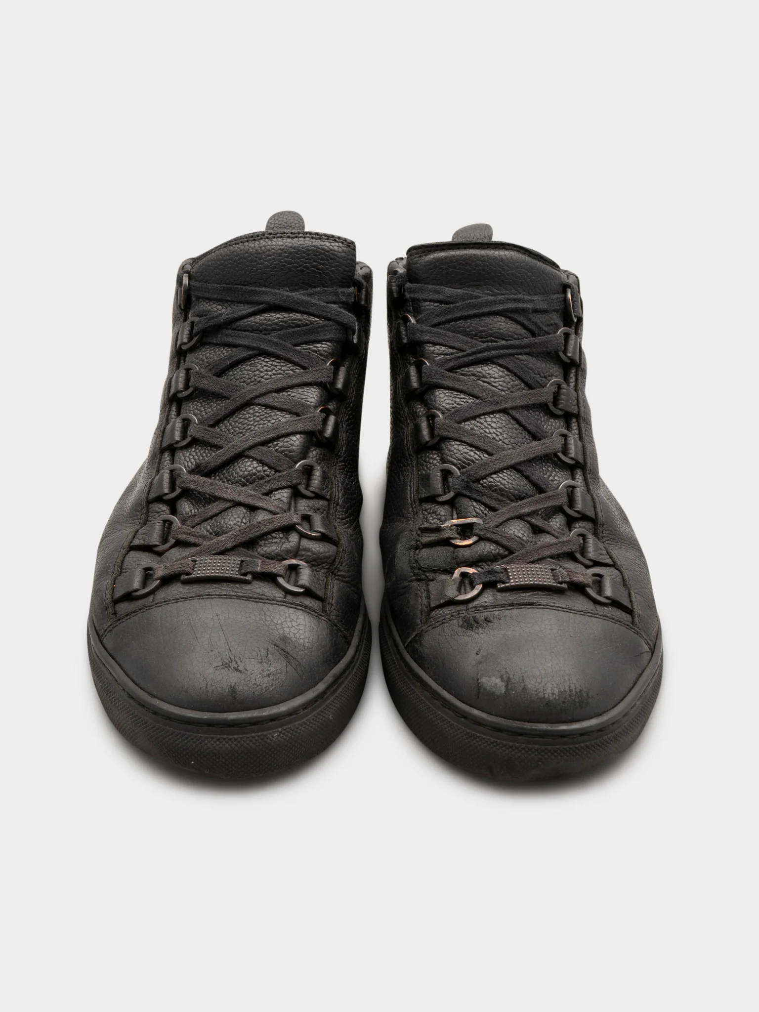 Black Arenas - Image 3