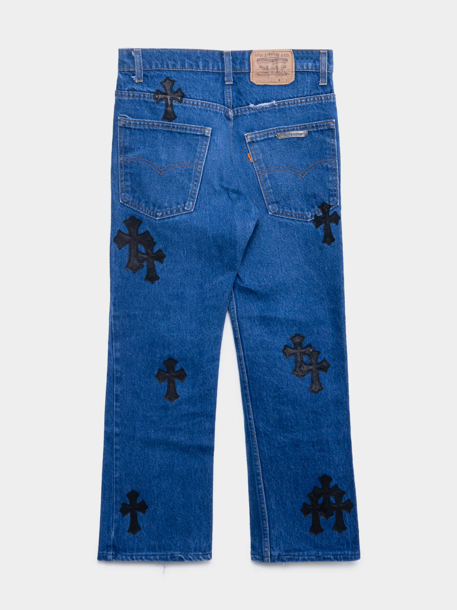 Classic Levi’s Patched Jeans - Image 3