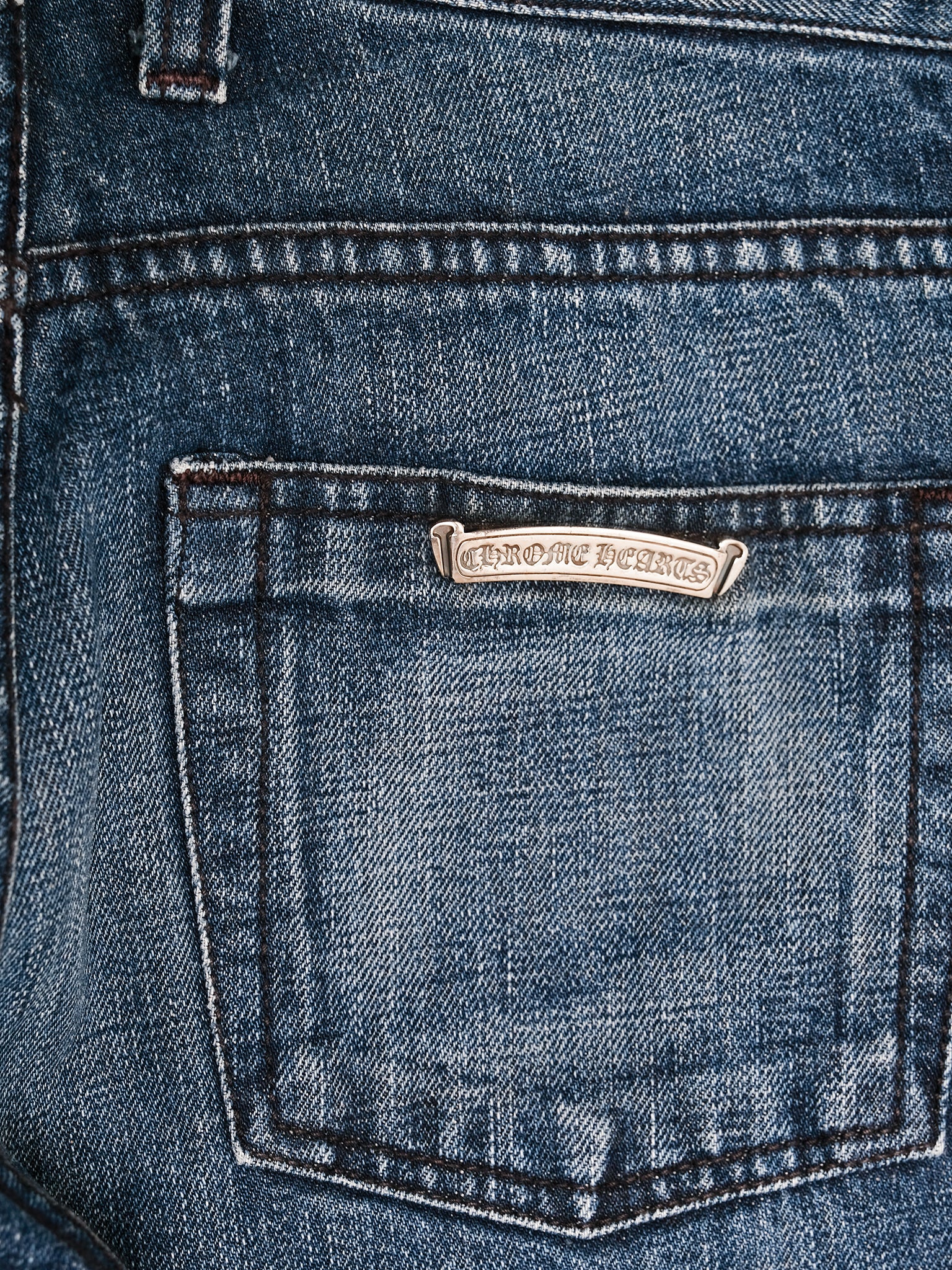 Faded Jeans - Image 4
