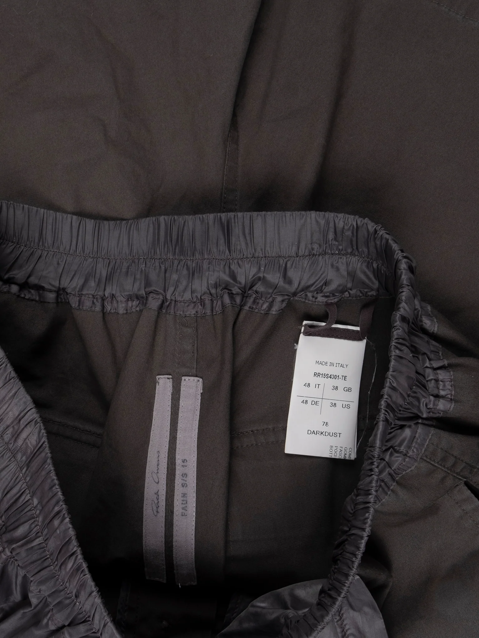 Flap Pod Shorts - Image 3