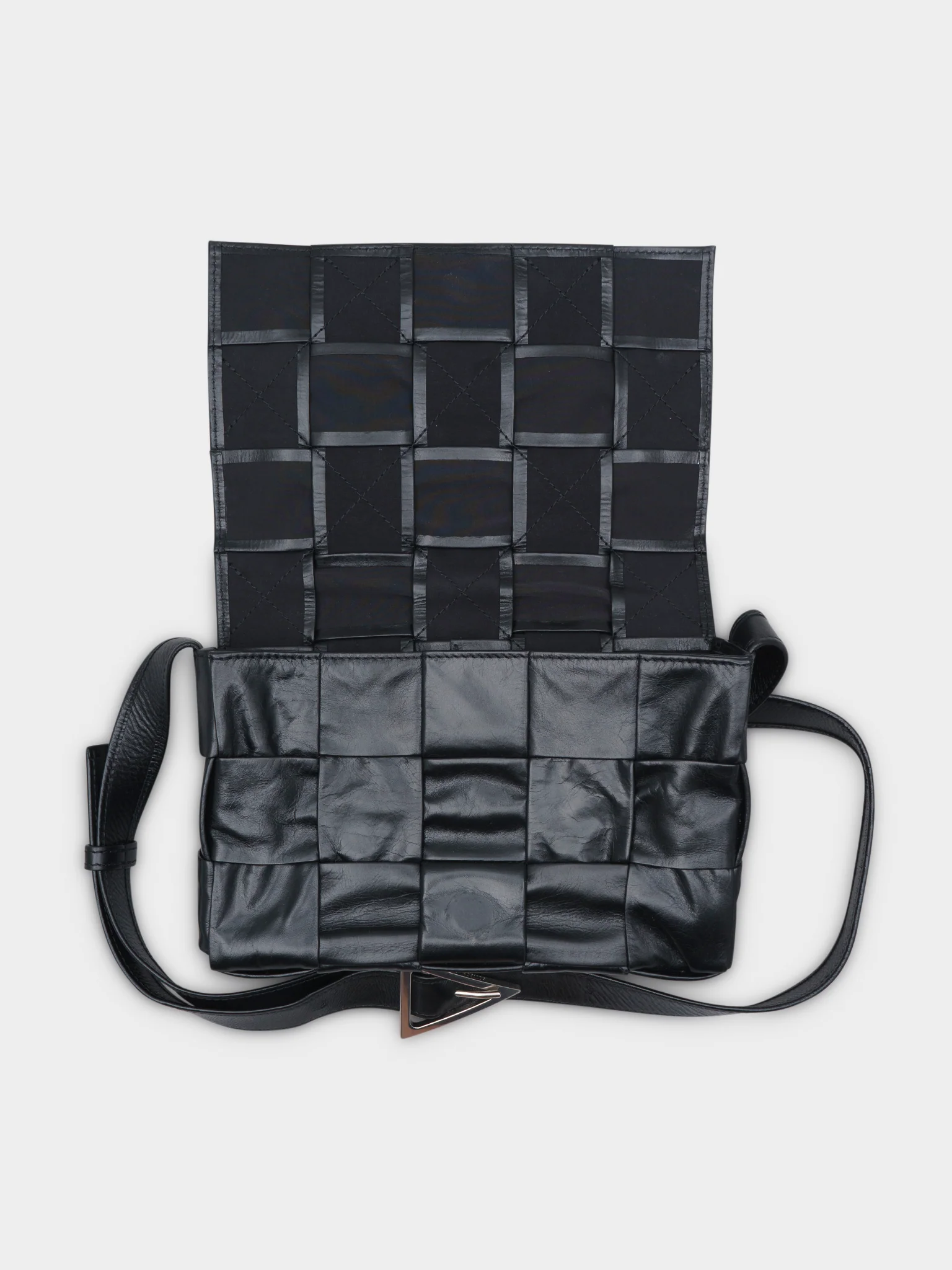 Leather Intrecciato Quilted Cassette Bag - Image 3