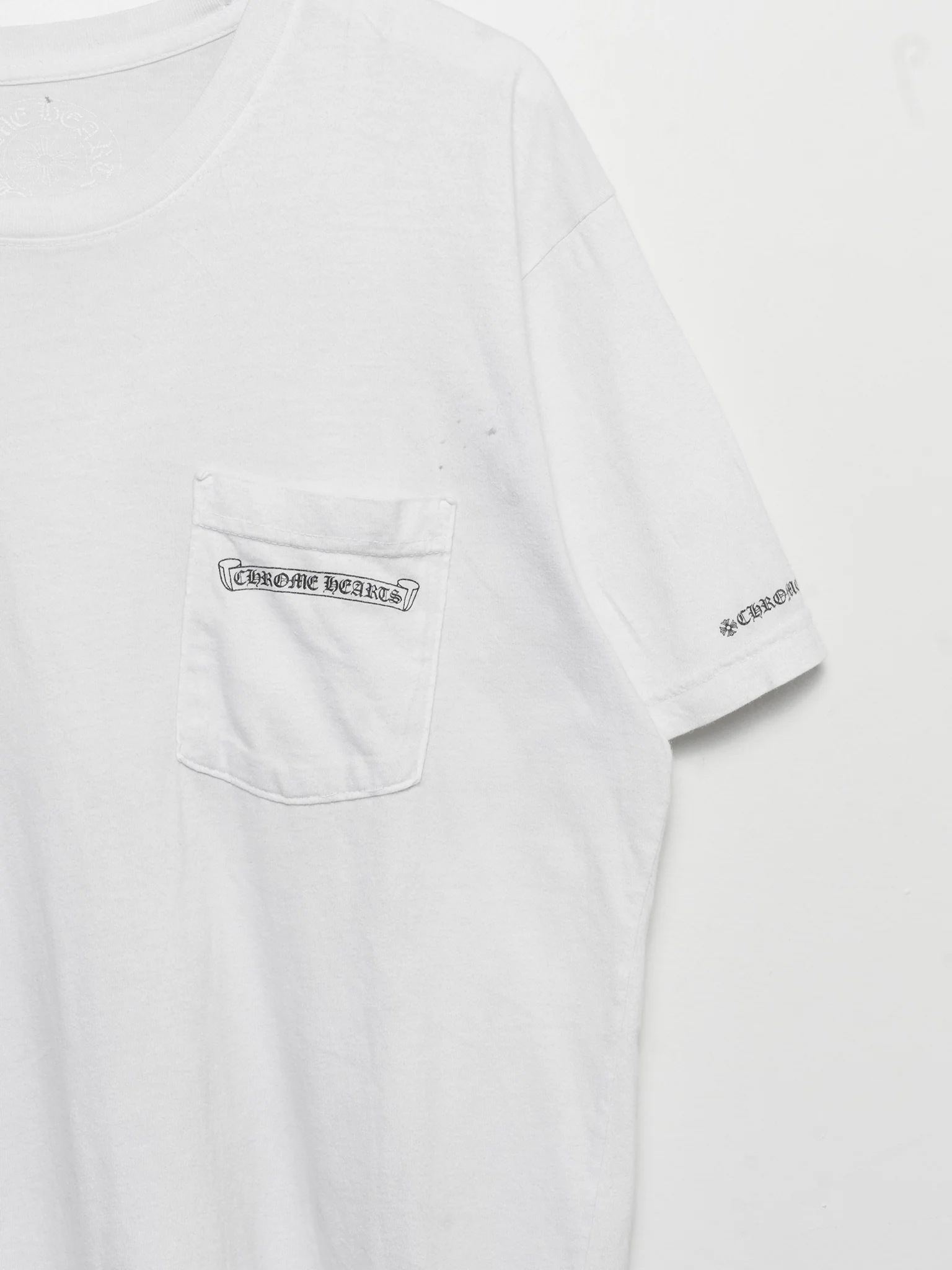 Scroll Logo T-Shirt - Image 3