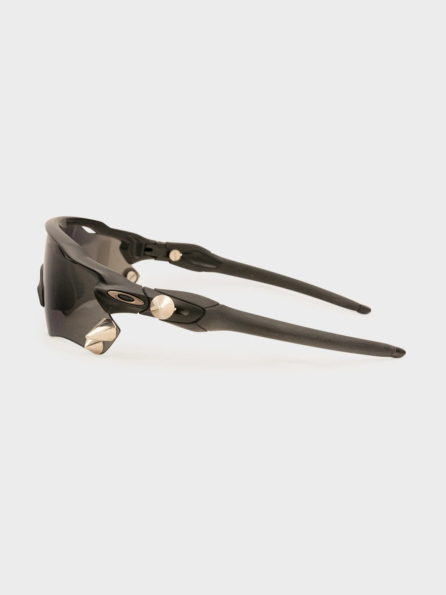 Spiked Sunglasses - Image 4